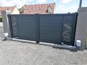 PORTAIL ALU ART ET PORTAILS GAMME LINEA CS KONCEPT (3)